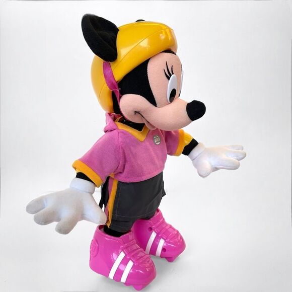 Vintage Disney Talk & Skate Minnie Mouse - Picture 2 of 7